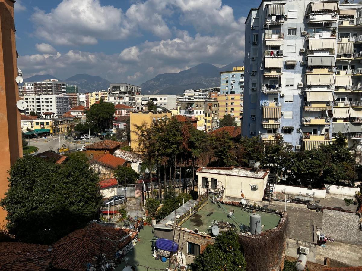 City Central Apartment 2 Tirana Bagian luar foto