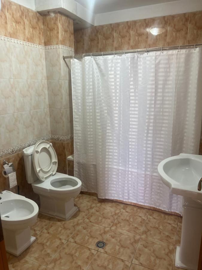 City Central Apartment 2 Tirana Bagian luar foto
